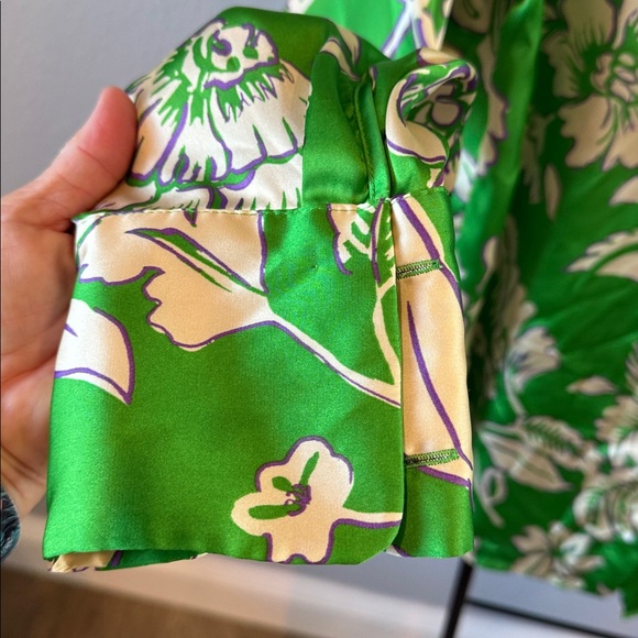 Zara Green Floral Shirt Blouse - Picture 3 of 5